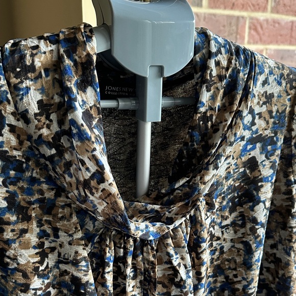 Jones New York Abstract Blue and Brown Blouse - Picture 5 of 7